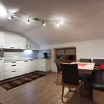 Gaestehaus Jogglerhof * ラムサウ・イム・ツィラータール