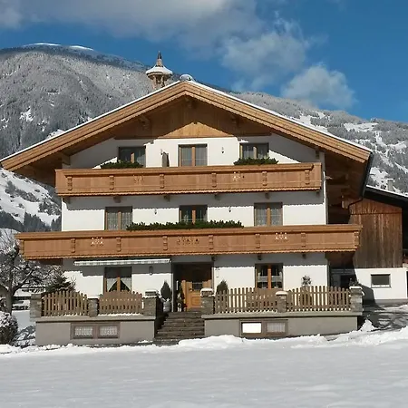 ホテル Gaestehaus Jogglerhof ラムサウ・イム・ツィラータール